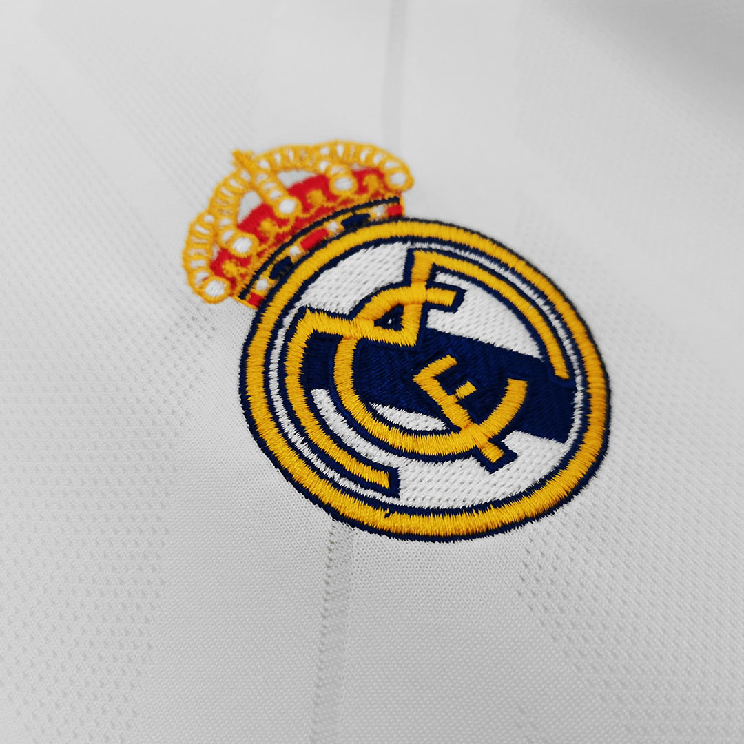 Retro Jersey KROOS #8 Real Madrid Retro Jersey Home Soccer Shirt 2017/18