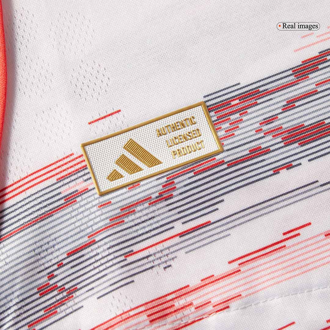 Authentic  MULLER  #25 Bayern Munich Away Soccer Jersey 2025/26 White